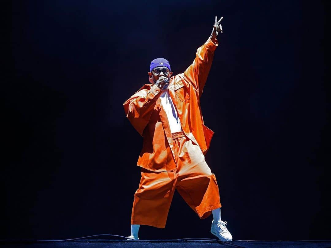 The GRAMMYsさんのインスタグラム写真 - (The GRAMMYsInstagram)「🎤 It’s only been three years into the new decade, but a new era of hip-hop artists have already made their mark on the ever-evolving genre.  ⭐ From new flows, collabs, and incredible beats, hip-hop will undoubtedly continue to evolve over the next six and a half years.  📲 At the link in our bio see the 5️⃣ hip-hop releases that have defined the 2020s thus far. #hiphop50 #50yearsofhiphop」9月13日 3時17分 - recordingacademy