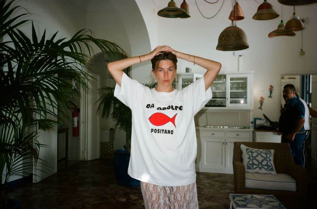 のインスタグラム：「salty summer still on the tip of our tongue 🧂💦」