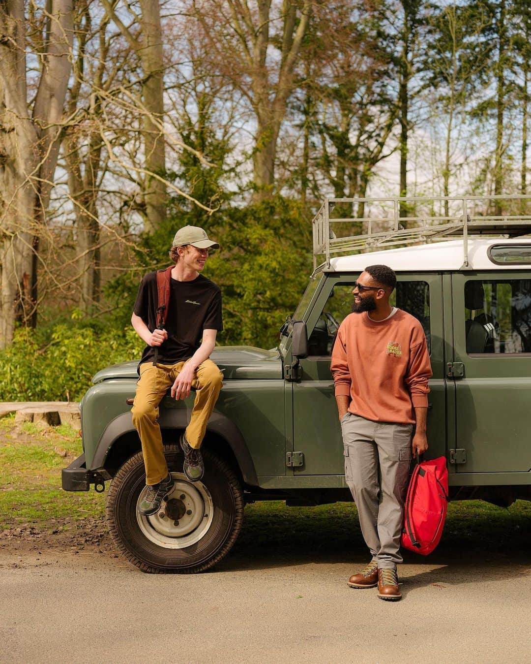 エディー・バウアーさんのインスタグラム写真 - (エディー・バウアーInstagram)「Mentally we're here 🌲  You asked. We listened. You can now shop Eddie Bauer clothing and gear across the UK and EU with @eddiebauereurope! Visit our link in bio to shop. #LiveYourAdventure」9月13日 3時21分 - eddiebauer