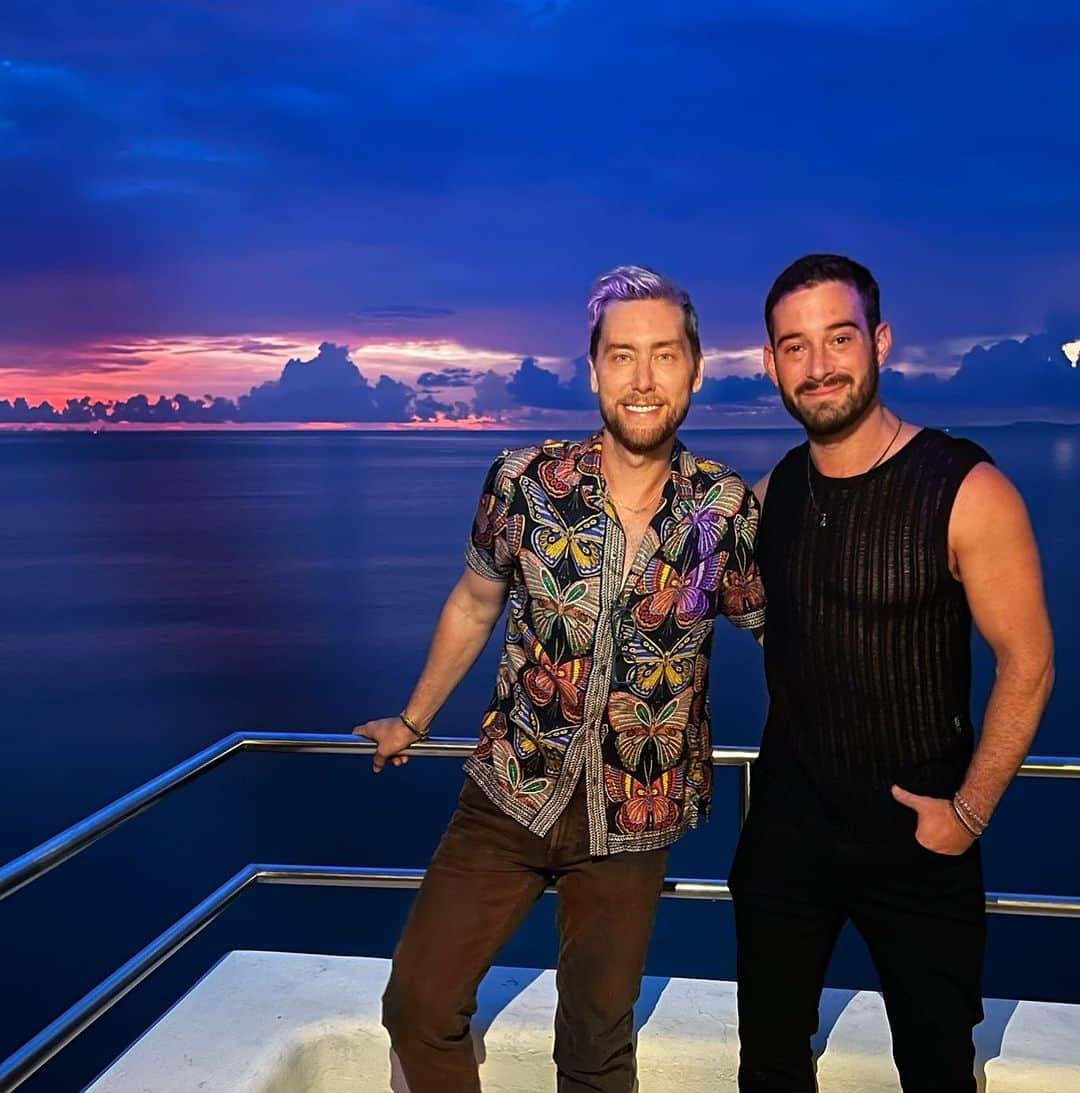 ランス・バスさんのインスタグラム写真 - (ランス・バスInstagram)「Sunset in my happy place. Always good to see you again PV!」9月13日 4時55分 - lancebass