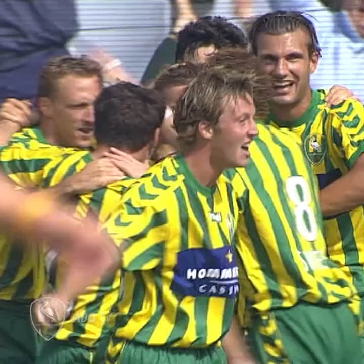 のインスタグラム：「🔙 #OnThisDay in 𝟮𝟬𝟬𝟰 van 0-3 achter tegen Ajax, naar een 3-3 gelijkspel. Wie was erbij in het Zuiderpark?」