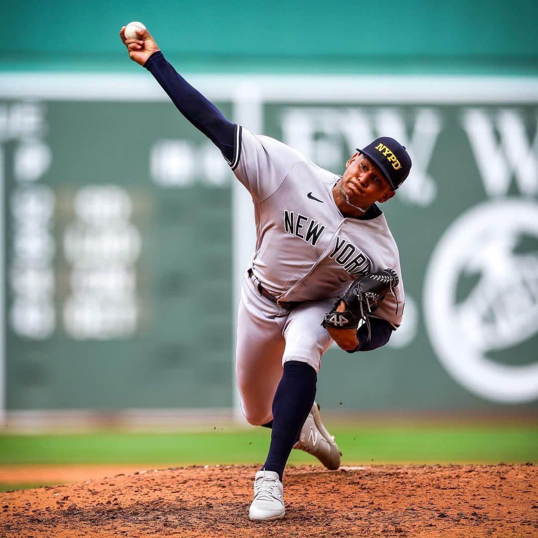 ニューヨーク・ヤンキースさんのインスタグラム写真 - (ニューヨーク・ヤンキースInstagram)「Game 1 Won ✅」9月13日 6時06分 - yankees