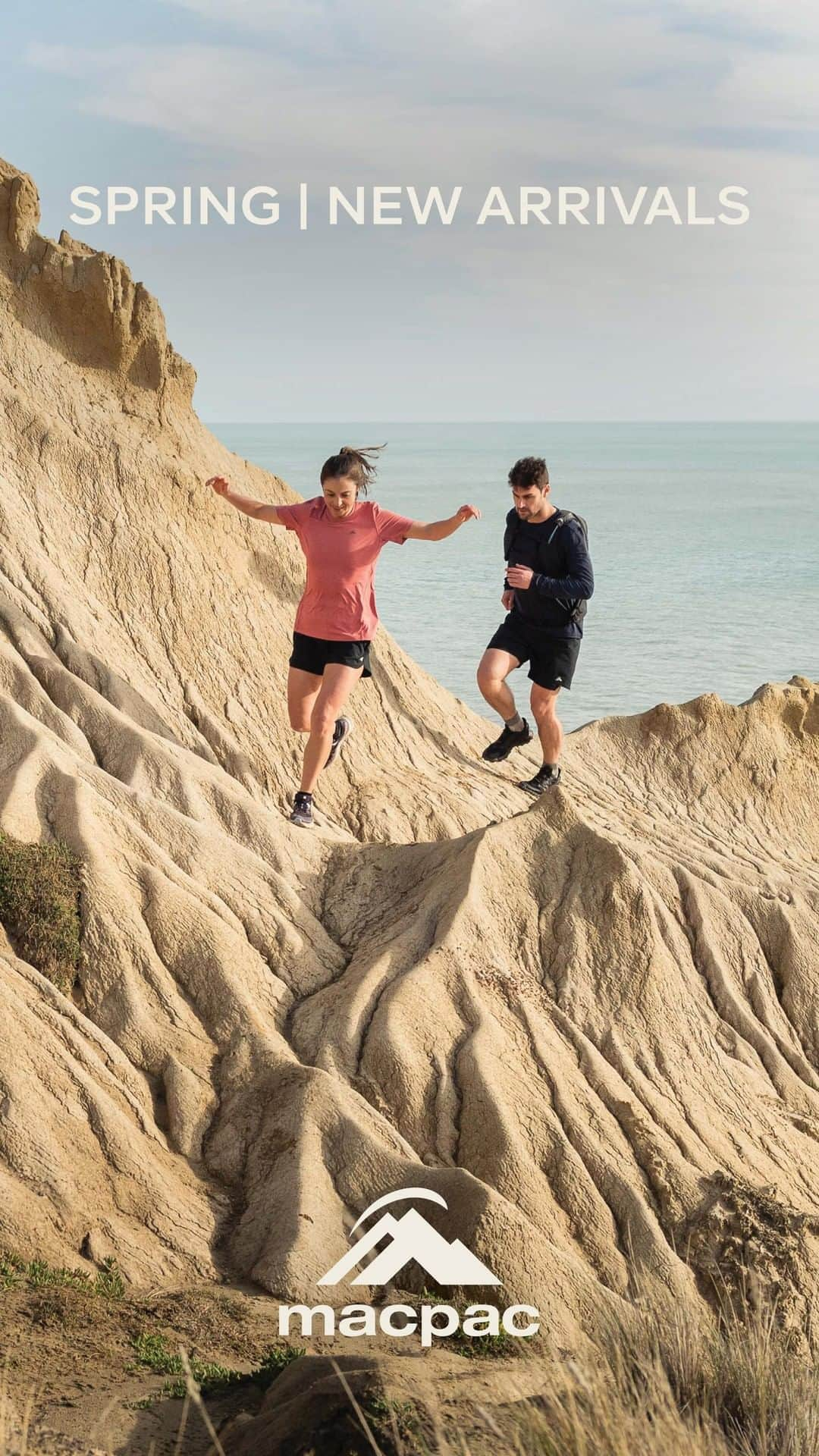 マックパックのインスタグラム：「New season, new arrivals. Hit the trails running with fresh trail, hike, and travel gear. Shop online and in-store now.  Stock may vary between stores and online. #weatheranything」