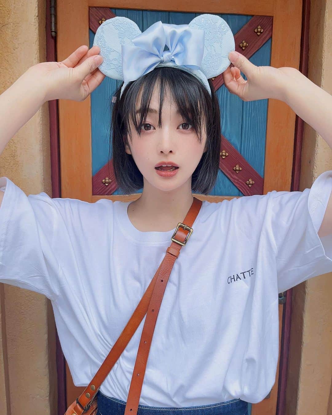 小森真理子のインスタグラム：「あぁ... ディズニーハロウィン行きたいよぉ......🥹😭🎃 　 (これは5月に行ったシー🌊🚢)」