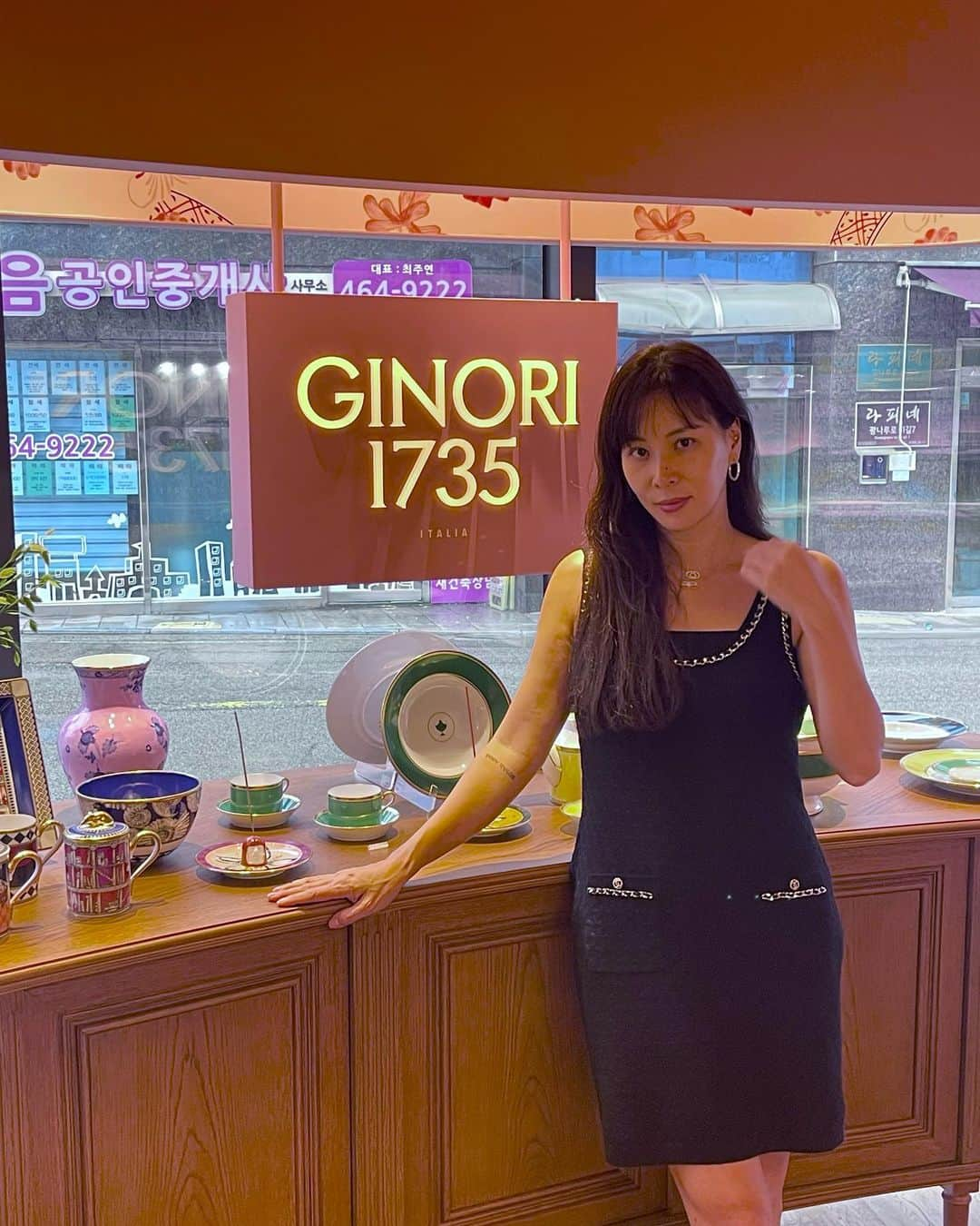 コ・ソヨンさんのインスタグラム写真 - (コ・ソヨンInstagram)「GINORI SEOUL BOUTIQUE☕️ @ginori1735 @ginori1735_seoul_boutique  @kindspace_creativelab」9月13日 8時12分 - kosoyoung_official