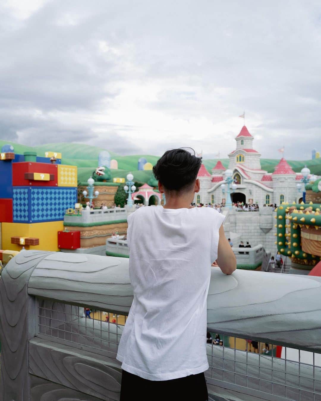 はるきのインスタグラム：「Welcome to the SUPER MARIO WORLD 🌎」