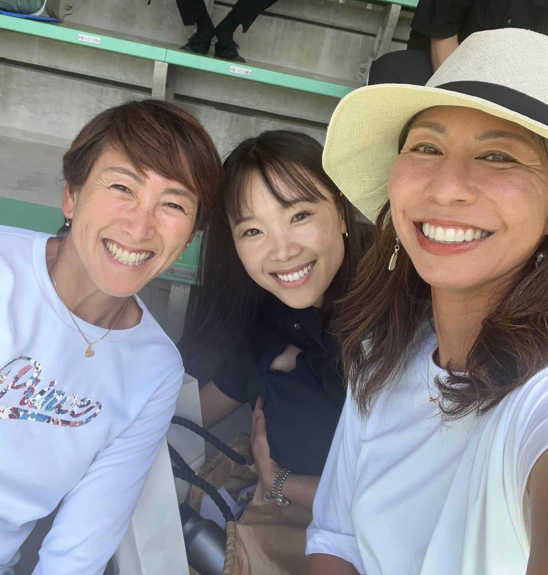 杉山愛さんのインスタグラム写真 - (杉山愛Instagram)「この3日間は選手サポートで大阪に来ております🎾 テニスを通して苦楽を共にした友はかけがえのない仲間🫶 沢山話して沢山笑ってめっちゃエネルギーもらったーーーっ🔥 ありがと💛  #木下グループジャパンオープンテニス  #靱テニスセンター #今週 #開催中 #応援 #よろしくお願いします」9月13日 10時01分 - aisugiyamaofficial