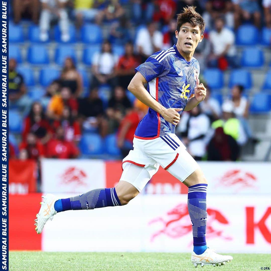 日本サッカー協会さんのインスタグラム写真 - (日本サッカー協会Instagram)「. 【2023.9.12 Photo Report④📸】  🏆#キリンチャレンジカップ 2023 🇯🇵#SAMURAIBLUE 4-2 トルコ代表🇹🇷 ⌚️21:20(🇯🇵) 🏟️セゲカ・アレーナ(ベルギー)  1 #中村航輔(GK) 3 #谷口彰悟 10 #堂安律 11 #古橋亨梧 13 #中村敬斗 15 #伊藤敦樹 17 #田中碧(C) 20 #久保建英 21 #伊藤洋輝 22 #町田浩樹 26 #毎熊晟矢  𝐒𝐔𝐁🔄 12 #大迫敬介(GK) 23 #シュミットダニエル(GK) 2 #菅原由勢 4 #板倉滉 5 #守田英正 6 #遠藤航 7 #三笘薫 8 #鎌田大地 14 #伊東純也 16 #冨安健洋 18 #浅野拓磨 19 #橋岡大樹 24 #森下龍矢 25 #前田大然  監督 #森保一  #夢への勇気を #SAMURAIBLUE」9月13日 12時02分 - japanfootballassociation