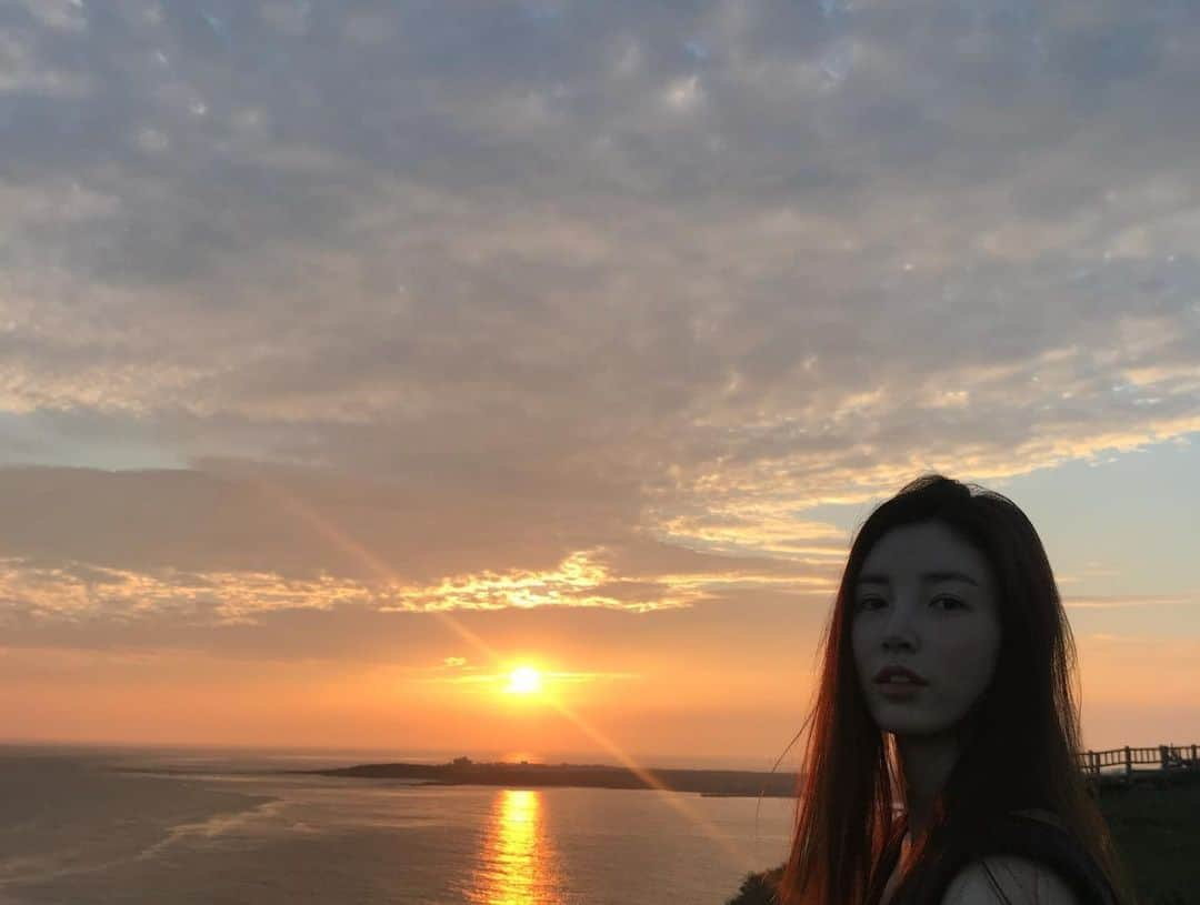 ユ・スンオクさんのインスタグラム写真 - (ユ・スンオクInstagram)「#🌅 🧡 #🏞 💚」9月13日 11時57分 - seungok_yu