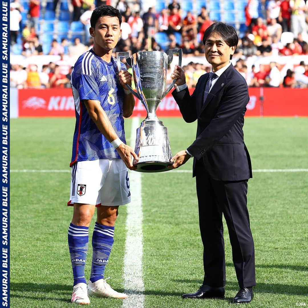 日本サッカー協会さんのインスタグラム写真 - (日本サッカー協会Instagram)「. 【2023.9.12 Photo Report⑤📸】  🏆#キリンチャレンジカップ 2023 🇯🇵#SAMURAIBLUE 4-2 トルコ代表🇹🇷 ⌚️21:20(🇯🇵) 🏟️セゲカ・アレーナ(ベルギー)  1 #中村航輔(GK) 3 #谷口彰悟 10 #堂安律 11 #古橋亨梧 13 #中村敬斗 15 #伊藤敦樹 17 #田中碧(C) 20 #久保建英 21 #伊藤洋輝 22 #町田浩樹 26 #毎熊晟矢  𝐒𝐔𝐁🔄 12 #大迫敬介(GK) 23 #シュミットダニエル(GK) 2 #菅原由勢 4 #板倉滉 5 #守田英正 6 #遠藤航 7 #三笘薫 8 #鎌田大地 14 #伊東純也 16 #冨安健洋 18 #浅野拓磨 19 #橋岡大樹 24 #森下龍矢 25 #前田大然  監督 #森保一  #夢への勇気を #SAMURAIBLUE」9月13日 12時05分 - japanfootballassociation