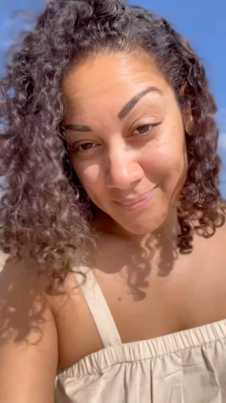 シンシア・マクウィリアムズのインスタグラム：「2nd week of rehearsal…here’s a little recap of my time. Ya’ll know me- I’m going to study my lines and get this work in but I’m also going to find all the good food, see some sights and have some fun nights!  @newjerseyrepertorycompany #WelcomeToMatteson @indawritesthings」