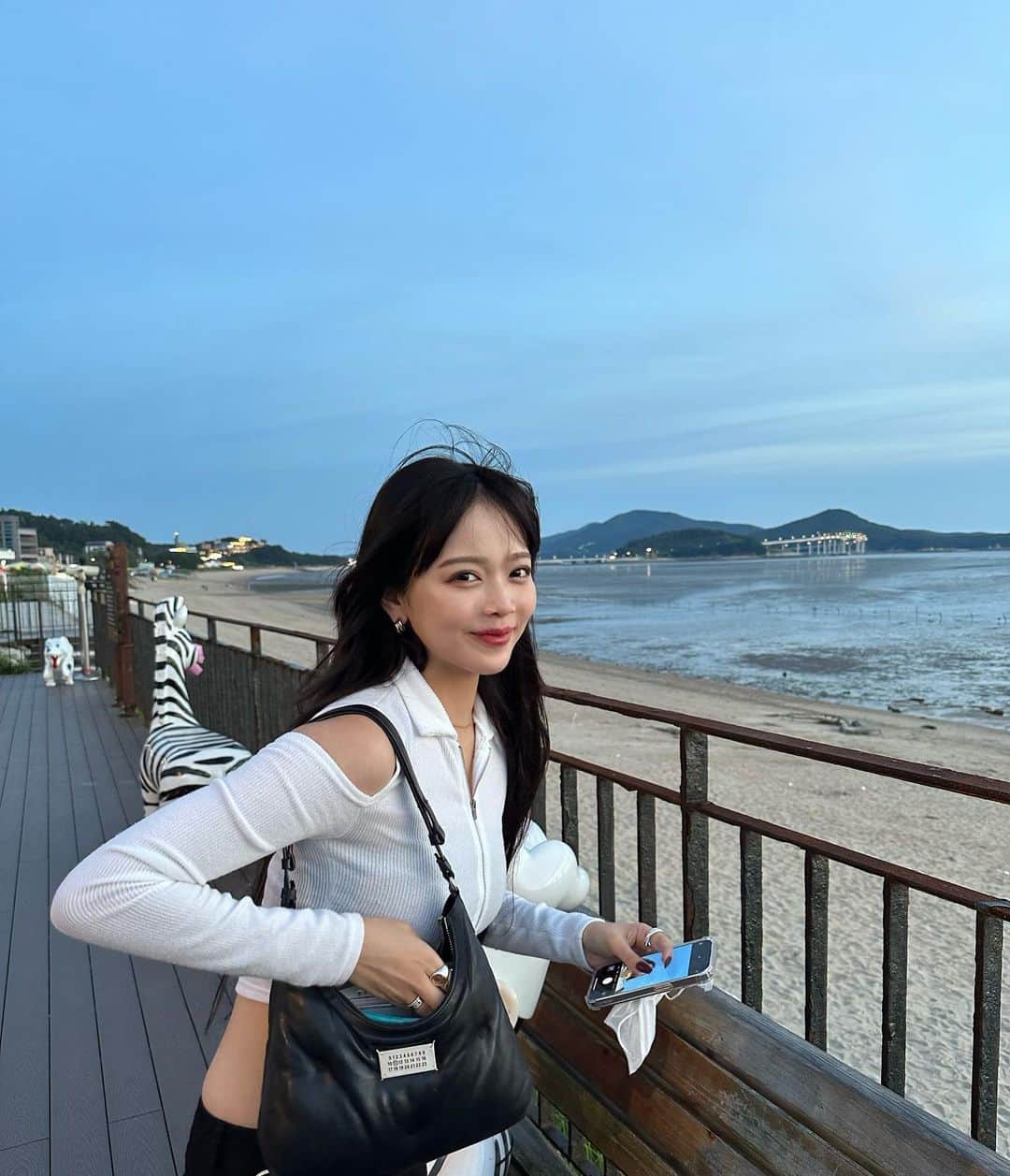 仲本莉絵瑠のインスタグラム：「女の顔してる😅」