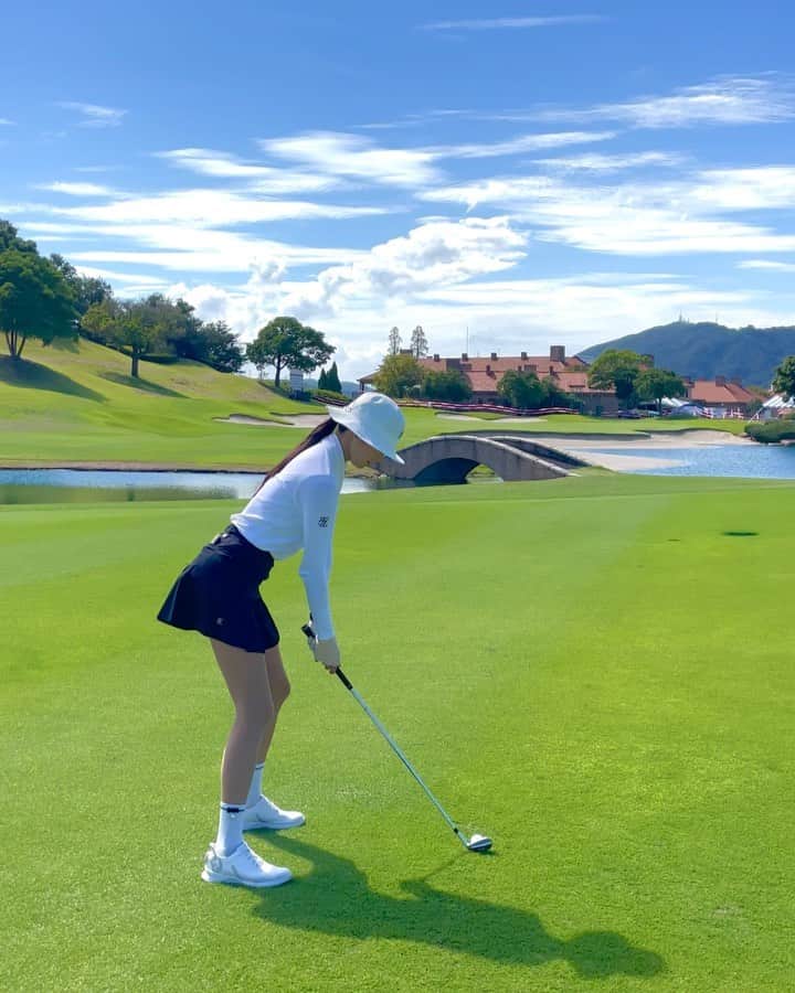 チョン・ジユのインスタグラム：「いい天気ですね　3 🌱🌴🌊☀️🐢」