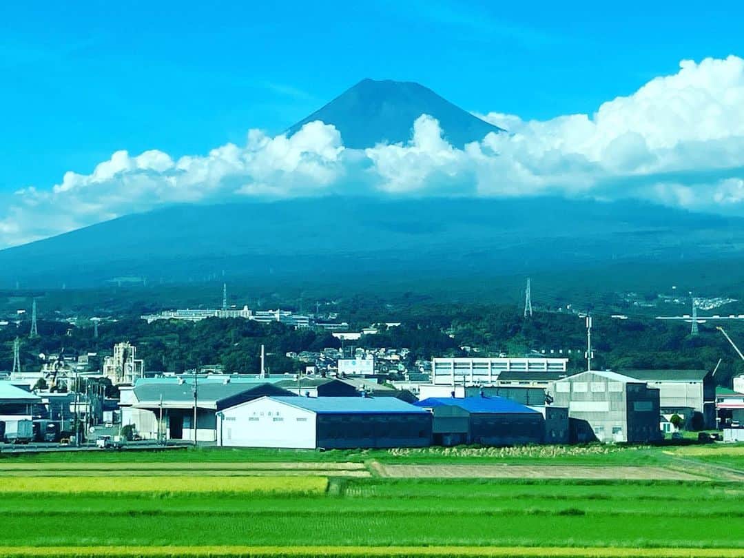 ほんこんのインスタグラム：「今日の富士山  #富士山 #綺麗 #日本一 #mtfuji  #ほんこん」