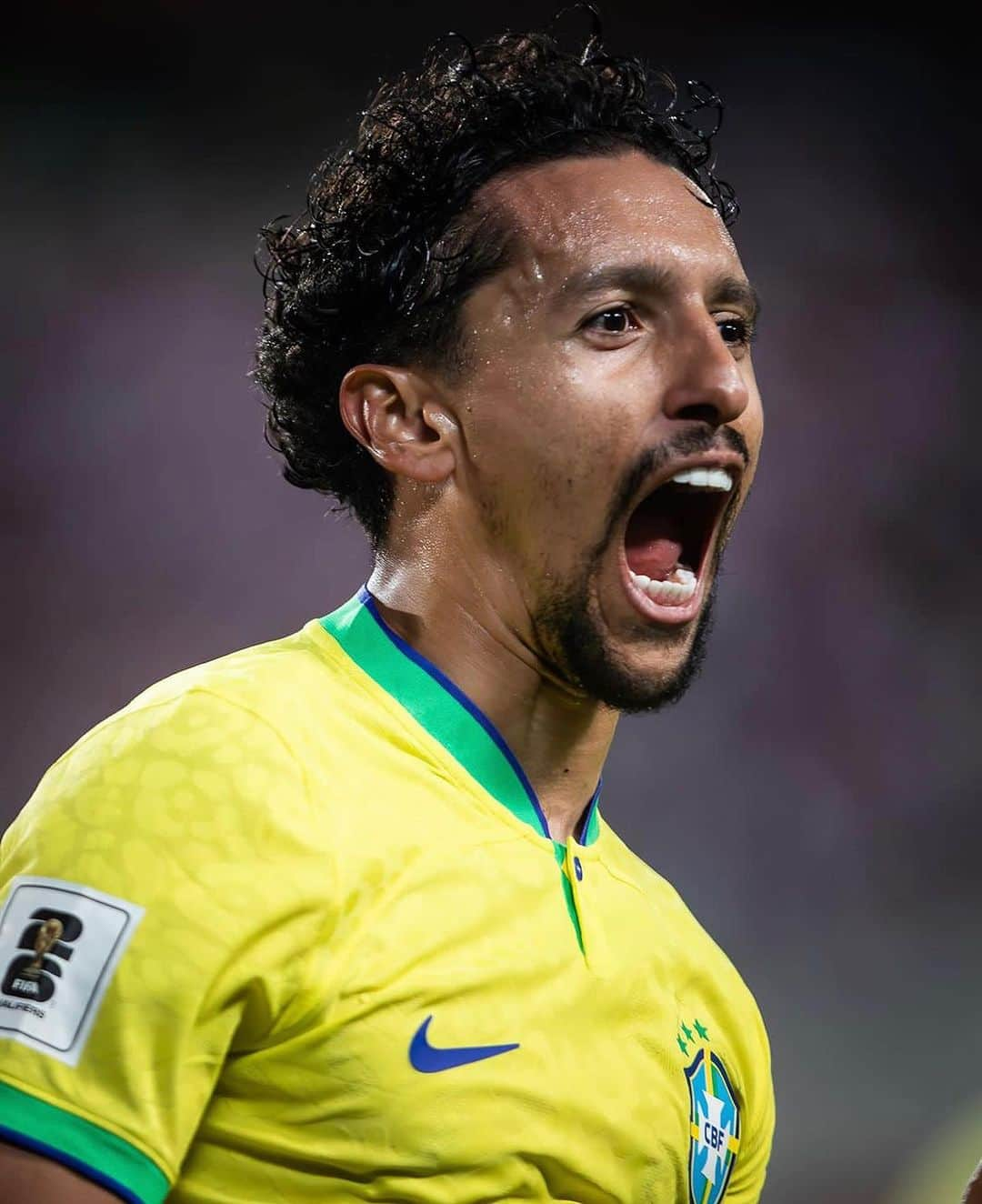 マルコス・アオアス・コレアのインスタグラム：「Que alegria ajudar a nossa seleção com esse gol, vitória importante pra seguir 100% nas eliminatórias! 🇧🇷 #VamoBrasil」