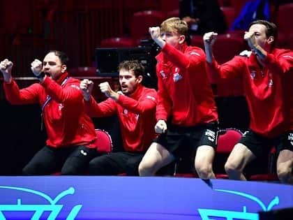 サム・ウォーカーのインスタグラム：「Great start to the Euros winning our group here in Malmö against Norway and Romania! 😄 We play Hungary tomorrow in the last 16! Let’s go 💪🏻🏴󠁧󠁢󠁥󠁮󠁧󠁿」