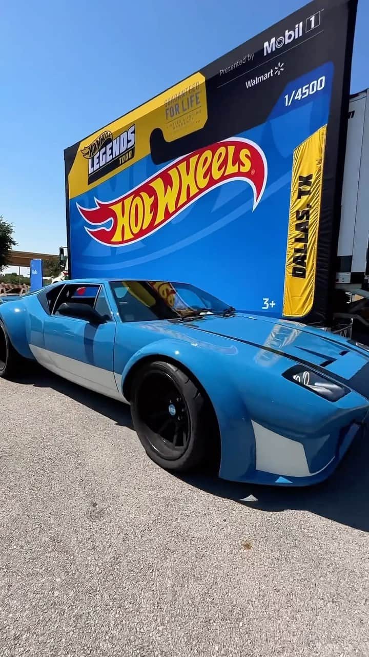 のインスタグラム：「Let’s take a closer look at the latest #HotWheelsLegends finalist from Dallas – a true automotive masterpiece in the heart of Texas! 🔍🤠  This remarkable ride is a 1971 Pantera that’s been lovingly crafted over 14 years into a resto mod masterpiece. From custom lights to brakes and suspension, no detail has been spared in making this Pantera a true work of automotive art. 🔥」