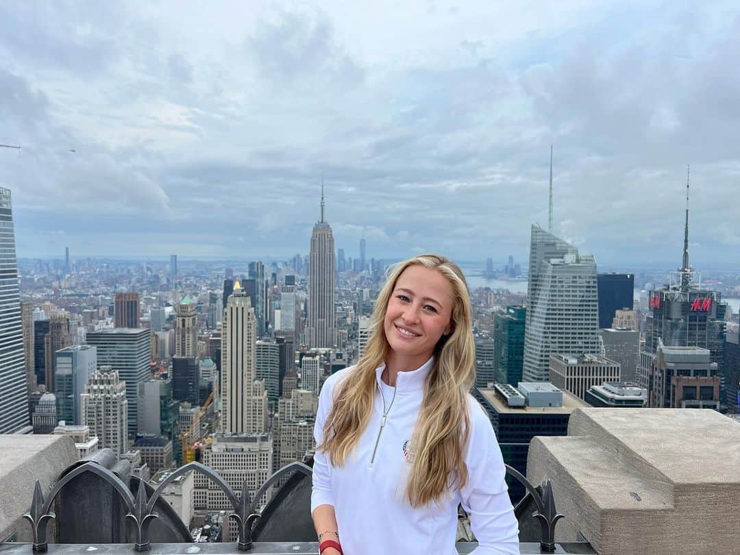 ネリー・コルダのインスタグラム：「🗽」