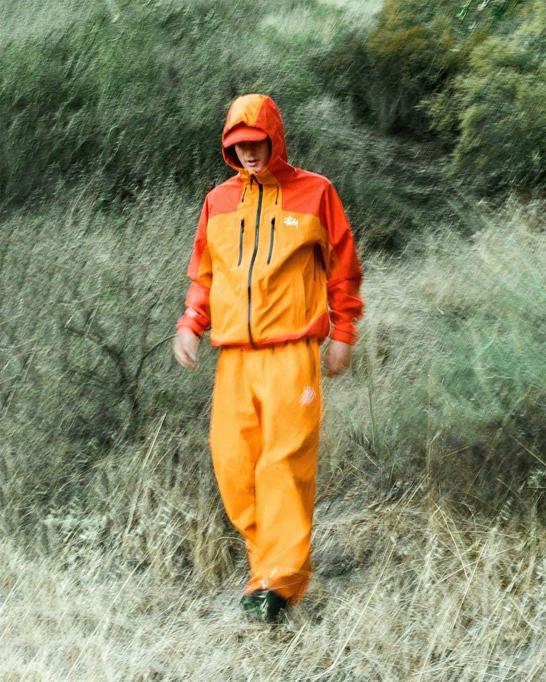 Stüssyのインスタグラム：「Stüssy & GORE-TEX®…  the second delivery of our Fall ‘23 collection will be available at select chapter stores, select dover street market shops, and stussy.com Friday at 10am」