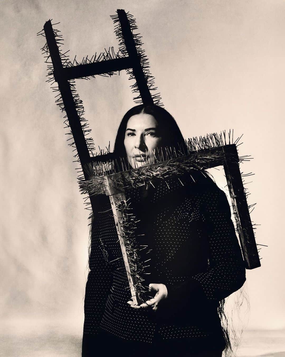 AnOther Magazineのインスタグラム：「What is Marina Abramović’s advice for young artists today? ⁠ ⁠ “Don’t be afraid of anybody or anything. Don’t give a shit about what anybody says and don’t be afraid of making mistakes. Because if you want to try something new you also must acknowledge that it could be a huge mistake – if you don’t do that, you can never create anything new.” ⁠ ⁠ Speaking to Hans Ulrich Obrist in the new issue of AnOther Magazine, as the artist comes to Europe for her upcoming show at London’s @royalacademyarts, Abramović discusses death, hope, life, fear. And these themes are, of course, at the core of her practice. Read the full conversation at the link in bio 📲⁠ ⁠ Photography by @jordan_hemingway ⁠ Styling by @elliegracecumming ⁠ Marina Abramović in conversation with @hansulrichobrist ⁠ Editor-in-chief @susannahfrankel ⁠ Art direction by @sarahjaynetodd_ ⁠ Hair by @tsukihair ⁠ Make-up by @kabukinyc ⁠ Casting by @gkldprojects⁠ Set design by @griffin.stoddard⁠ Production by @faragoprojects ⁠ ⁠ Marina Abramović is wearing @shangxia by @yangli⁠ ⁠ AnOther Magazine Autumn/Winter 2023 is on sale worldwide from today⁠ ⁠ #AnOtherMagazineAW23 #MarinaAbramovic #Cult @abramovicinstitute」