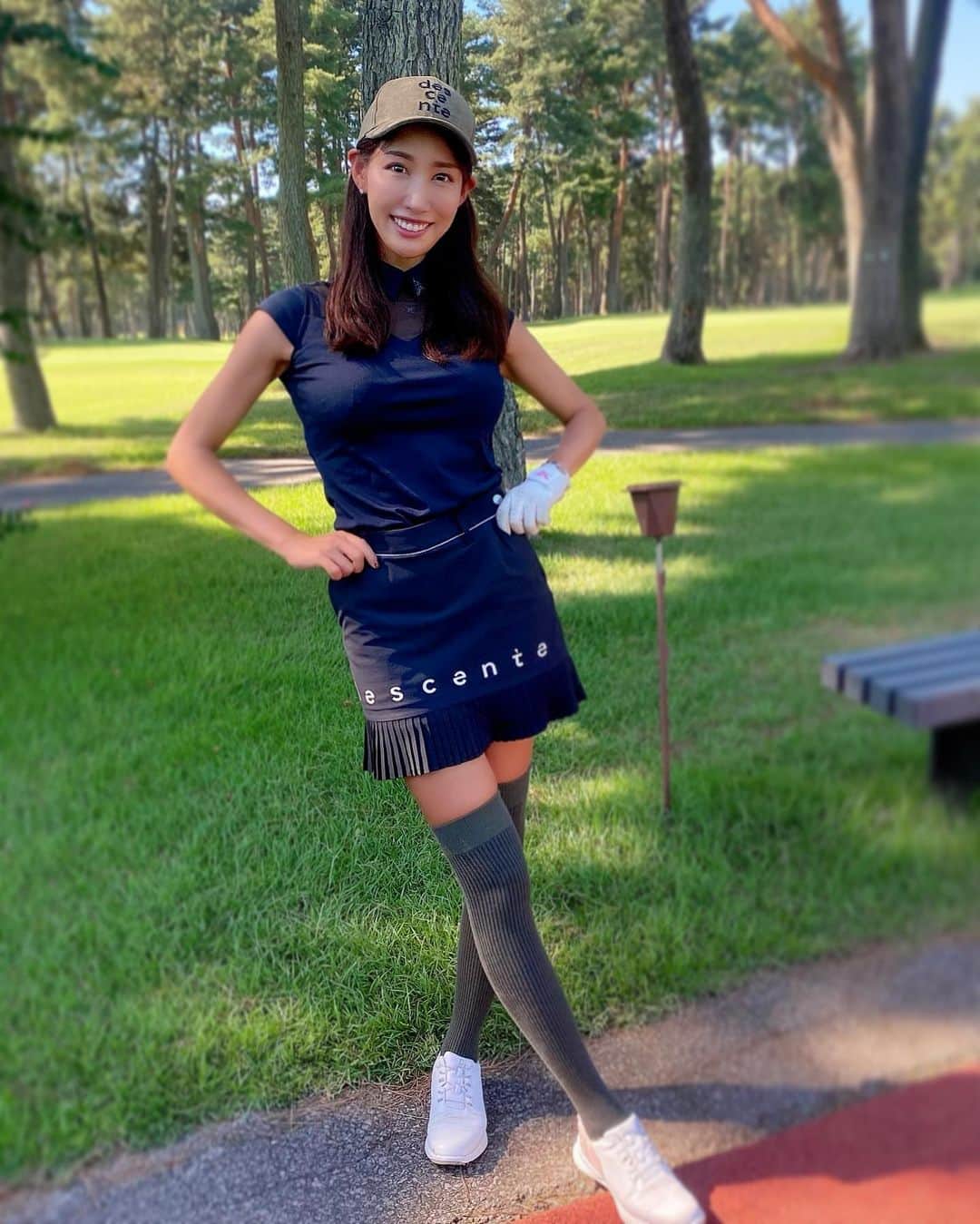 yurieさんのインスタグラム写真 - (yurieInstagram)「今日はまゆちゃん @mayu___golf とゴルフ⛳️ まだまだ ...