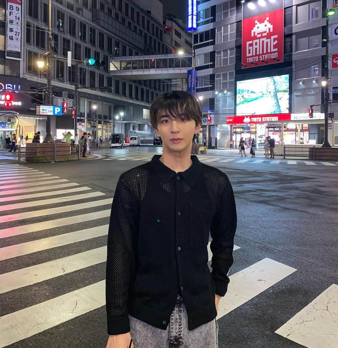 上野裕次郎のインスタグラム：「俺はcaffè e llatteしか飲まへんのよ。」