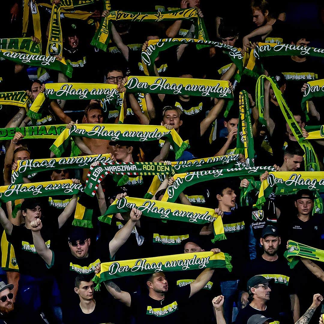 のインスタグラム：「Hartelijk welkom voor supporters ADO Den Haag in Groningen  Aan het begin van het seizoen 2019-2020 besloten de Supportersverenigingen van FC Groningen en ADO Den Haag een voorbeeld te stellen voor wat betreft gastvrijheid. Ze benaderden hun clubs met het verzoek om 100 kaarten aan elkaar beschikbaar te stellen zonder kosten in rekening te brengen en de besparingen hiervan ten goede te laten komen aan de Supportersvereniging (SV). Met dit geld kon de SV de uitsupporters van de tegenpartij trakteren op iets lekkers.  In december 2019 werden de supporters van FC Groningen hartelijk ontvangen in Den Haag met warme chocolademelk en een broodje worst. Destijds werd overeengekomen dat de supporters van ADO Den Haag op eenzelfde wijze zouden worden ontvangen. Helaas heeft de coronapandemie toen roet in het eten gegooid en stond deze ontmoeting een aantal jaren niet op de agenda.  Maar... aanstaande vrijdag gaat ADO Den Haag naar Groningen en zullen de supporters van Den Haag begroet worden met een smakelijke gehaktbal en een consumptiemunt voor een biertje of een andere drank naar keuze.」