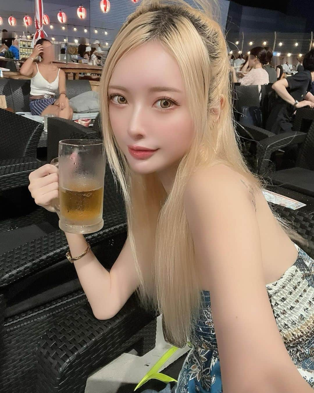 あしすぱのインスタグラム：「Beer🍺  #beer #beerstagram #beerlover #summer #summerstyle #ビアガーデン #ビールうまい #夏コーデ #夏休みの過ごし方」