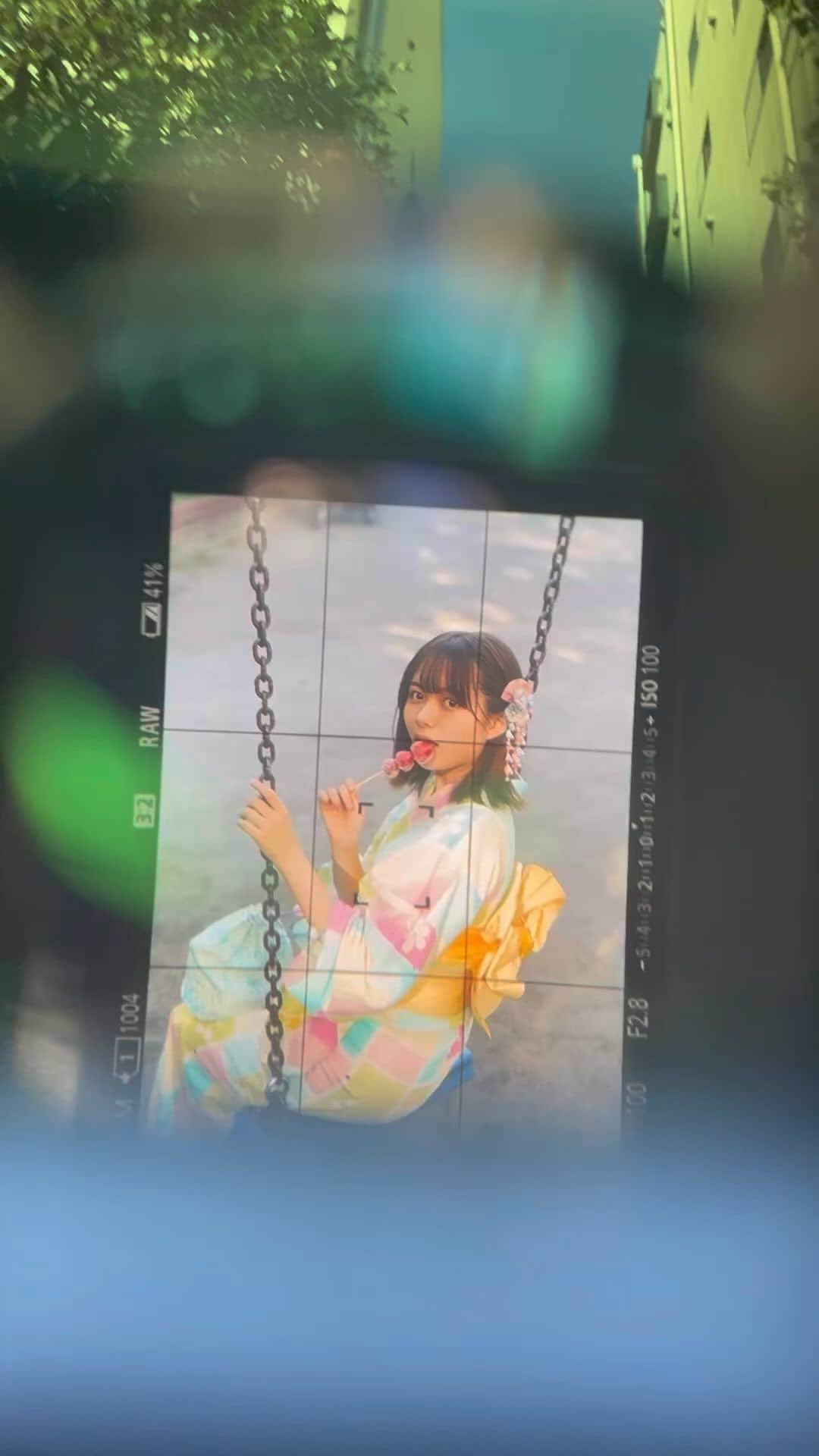 のインスタグラム：「おみくじ引いたら吉だった！ 良いことありますように⭐️  #浅草#浴衣#カメラ#被写体」