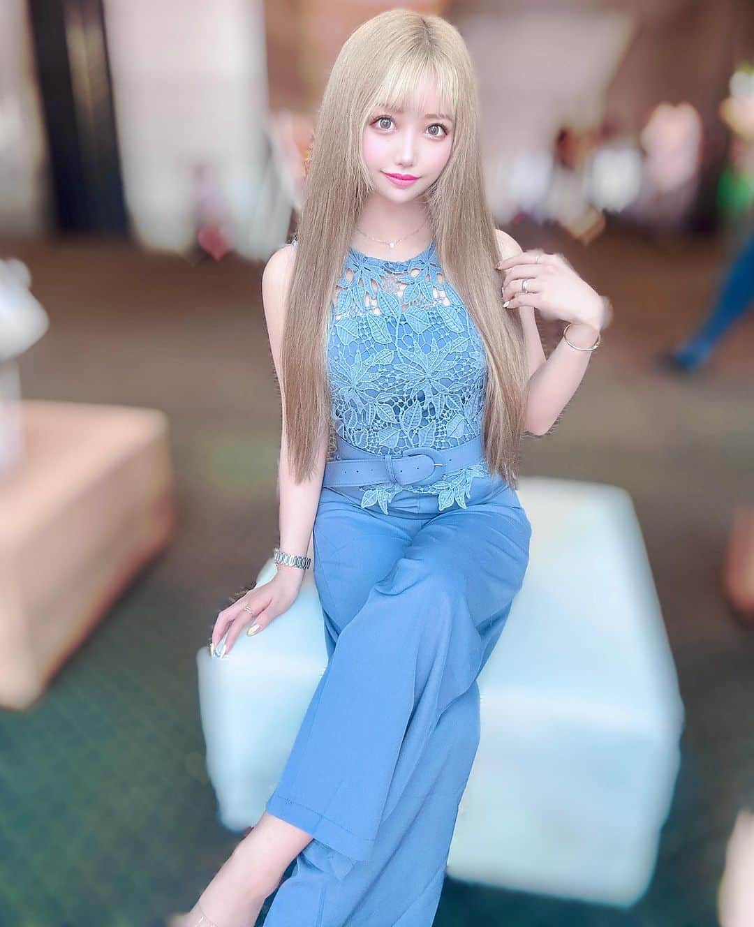 でいじーさんのインスタグラム写真 - (でいじーInstagram)「この前久しぶりに映画を見に行った✨️ Barbieみたよ♡♡ 10月ゎBarbieの格好するんだ！🩷  お洋服ゎ @graxia_official  さんの💋  めちゃかわいい🌈  #キャバクラ#キャバ嬢#夜職#水商売#ニュークラ#ホスト#ホストクラブ#ガールズバー#ラウンジ#キャバ#新宿#六本木#barbie #バービー#映画#洋服#オールインワン #かわいい#ミナミ#中洲#北新地#大阪#東京#love#bar#サパー#バー#cute#happy#グラシア」9月13日 18時13分 - anyadevix