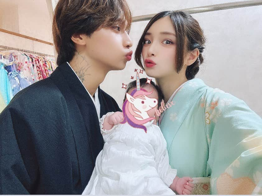 HAUさんのインスタグラム写真 - (HAUInstagram)「🇻🇳👨🎀👶🎀👩🇯🇵 ⛩️お宮参り撮影📸  #日越カップル  #お宮参り」9月13日 18時56分 - haupika_bw