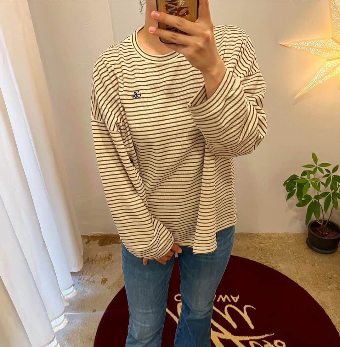original brand 【ilu098】のインスタグラム：「New アイルレディー こちらも明日から登場の最新作！  《販売》　 店舗: 販売中 Web: 9/14(木)19時~  #ilu098 #レディース  #アイルレディー」