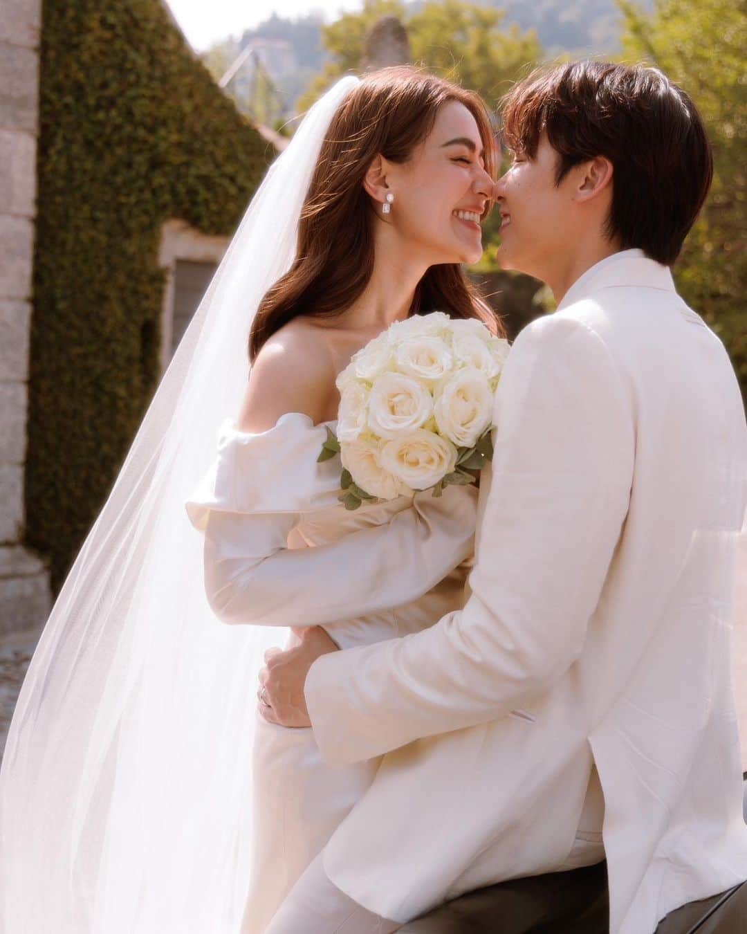 キンバリー・アン・ウォーテマス・ティアムシリのインスタグラム：「Last day till forever..See you at the alter tomorrow baby @mark_prin 🤍🕊️ ตื่นเต้นเป็นบ้าเลยค่ะ!!#MarKimTheWedding   Captured by @bug_sueb & @nawaphon_present」
