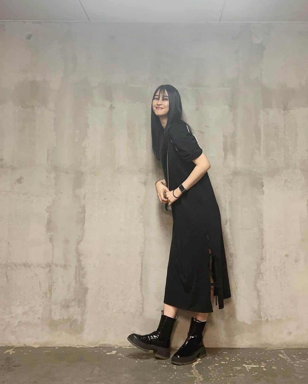 青野楓のインスタグラム：「洗濯物減るからワンピースだいすき。笑 @nergyjapan   #kaede626style」