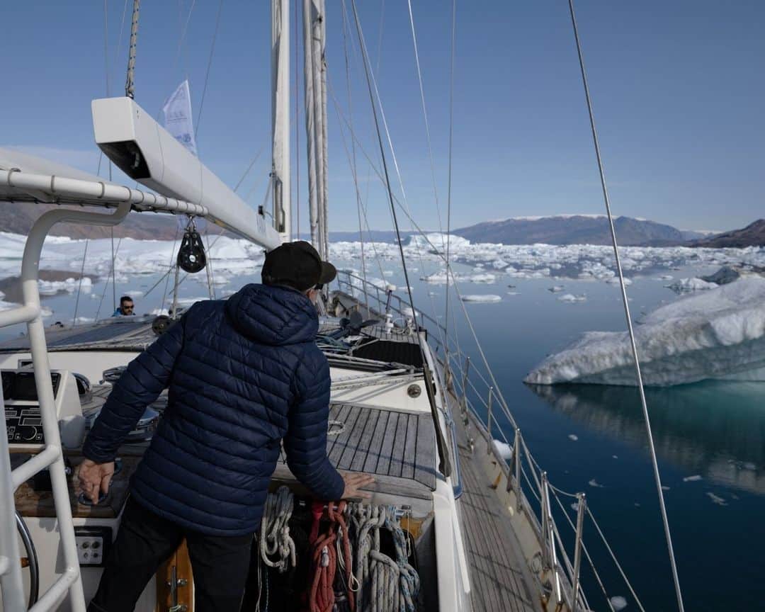 AFP通信さんのインスタグラム写真 - (AFP通信Instagram)「Scientists voyage to Greenland's melting sanctuary⁣ ⁣ After the warmest July ever recorded at Summit Camp atop Greenland's ice sheet, the expedition members sailing the Greenland's Scoresby Fjord are acutely aware of the urgency.⁣ ⁣ In addition to the icebergs -- which in some areas blanket over half of the fjord -- the scientists also need an armed escort to protect against polar bears.⁣ ⁣ But for the researchers, facing the harsh environment is a risk worth taking for rare access into one of the world's most isolated ecosystems.⁣ ⁣ The expedition, arranged by the volunteer-run French initiative Greenlandia, aims to understand climate change's effects on Scoresby Fjord and its inhabitants.⁣ ⁣ Frozen in ice for eleven months of the year, the planet's largest fjord system, which remains vastly understudied, is a challenge to manoeuvre even for a seasoned crew.⁣ ⁣ The danger of the boat getting crushed between the mammoth blocks of ice is tangible, and the sound of the frozen giants banging against the ship's hull ensures an uneasy slumber.⁣ ⁣ The only human settlement within a 500-kilometre (310-mile) radius is the Greenlandic town of Ittoqqortoormiit near the mouth of the fjord, with its 300 or so inhabitants.⁣ ⁣ The scientists are working against the clock, well aware the fjord will freeze over again by mid-September.⁣ ⁣ For the team, filling the knowledge gap in the research of this remote region before it changes is essential to guide policy in the future.⁣ ⁣ 📷 @olivier.morin #AFP」9月13日 20時01分 - afpphoto