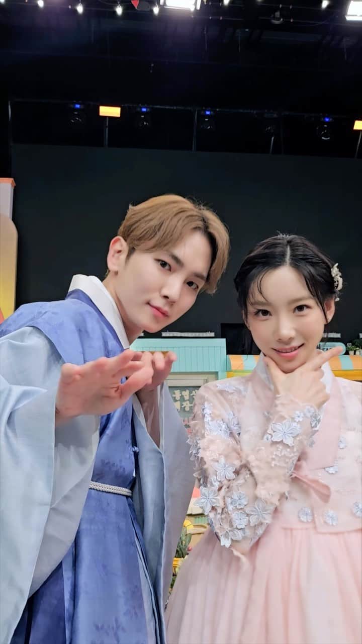 SHINeeのインスタグラム：「[공지] KEY X 태연 ’Good & Great‘ 챌린지 공개   #KEY #키 #SHINee #샤이니  #Good_and_Great  #KEY_Good_and_Great #Good_and_Great_Challenge #굿앤그레이트챌린지 #SHORTee  #TAEYEON #태연 #GirlsGeneration #소녀시대 @bumkeyk @girlsgeneration @taeyeon_ss @taeyeon.smofficial」