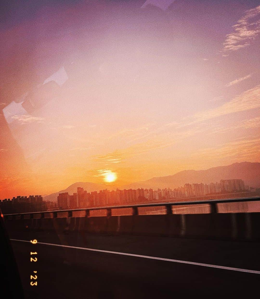 のインスタグラム：「☀️」