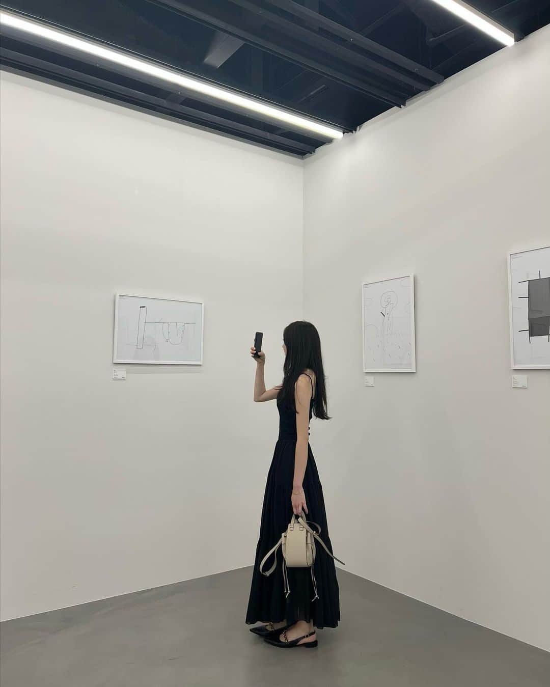 吉井美優さんのインスタグラム写真 - (吉井美優Instagram)「ドーナツ狙われてた 😵‍💫🐦‍⬛  まつげのメンテナンス 今月もくるんくるんなりました いつも有難う御座います 👀🎀 @yui.eye 🤍  カットとトリートメント 髪が生き返りました サラサラ 💇🏻‍♀️🎶 ゆきちゃんありがと 〜 ♡ @yuki__hayakawa 🩵」9月13日 20時34分 - miyu_yoshii32