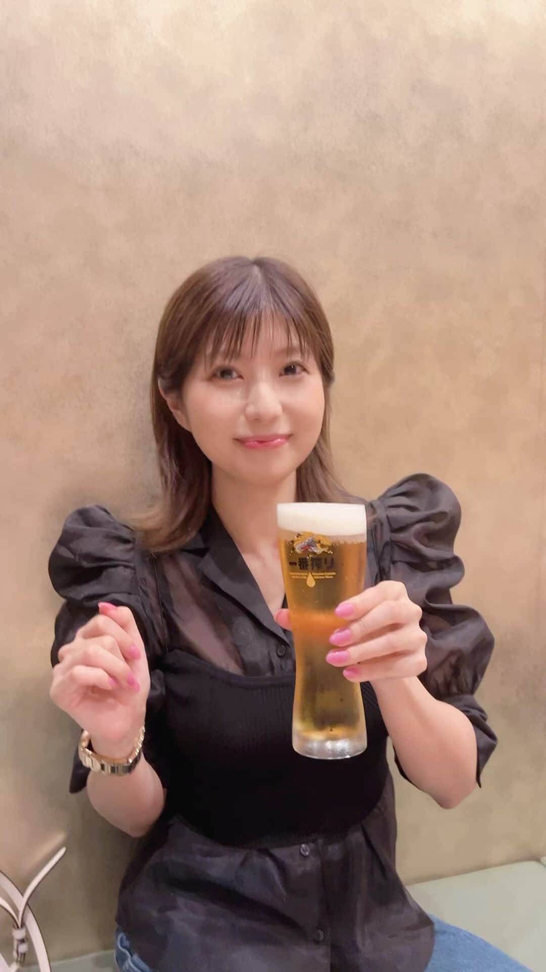 天野麻菜のインスタグラム：「ビール女子。3599」