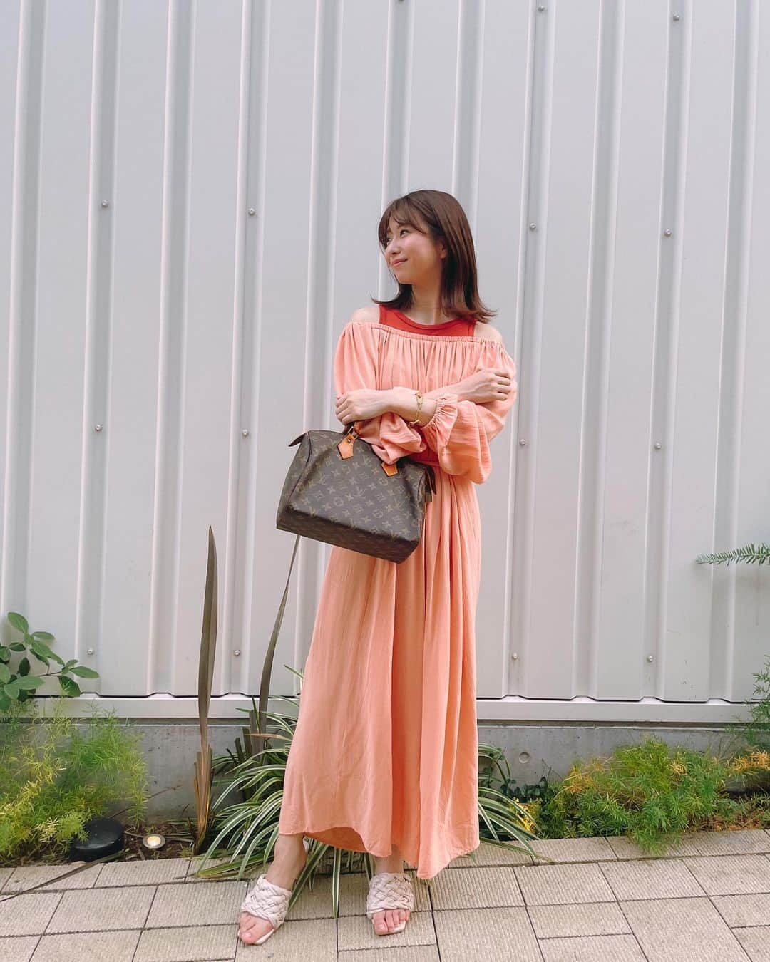 中島愛蘭さんのインスタグラム写真 - (中島愛蘭Instagram)「onepiece @clane_official  sandals @randa_pic  bag @louisvuitton  bracelet @lohmejewelry  ︎ ︎ ︎ ︎ ︎ ︎ ︎ ︎ ︎ ︎ ︎ ︎ ︎ ︎ ︎ ︎ ︎ ︎ ︎ ︎ ︎ ︎ ︎ ︎ ︎ ︎ ︎ ︎ ︎ ︎ ︎ ︎ ︎ ︎ ︎ ︎ ︎ ︎ ︎ ︎ ︎ ︎ ︎ ︎ ︎ ︎ ︎ ︎ ︎ 9月って秋服着たいけど、まだまだ暑いからもどかしいよね🙃  ﹏﹏﹏﹏﹏﹏﹏﹏﹏﹏﹏  ⋆͛📣お知らせ ⁡ JJ「J-GIRL」モデルオーディション2023 国民的彼女のセミファイナルに参加中！ ・NFT審査(サイン付きデジタルデータ) ・web投票審査 こちらが9/19まで行われています❤️‍🔥 プロフィールのURLからそれぞれ飛べるので ぜひお力添えいただけると幸いです。 よろしくお願いいたします！」9月13日 21時00分 - aira_nakajima