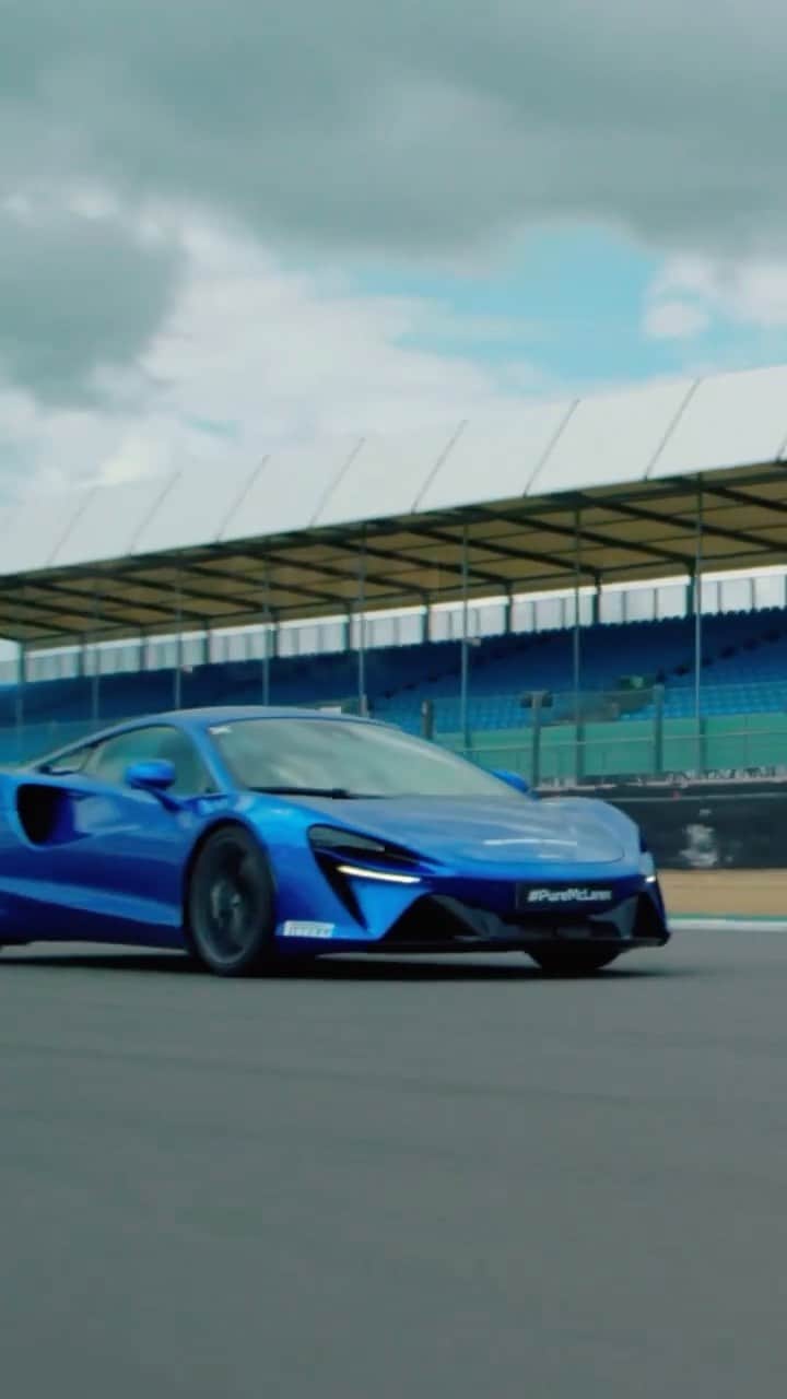 McLaren Automotiveのインスタグラム