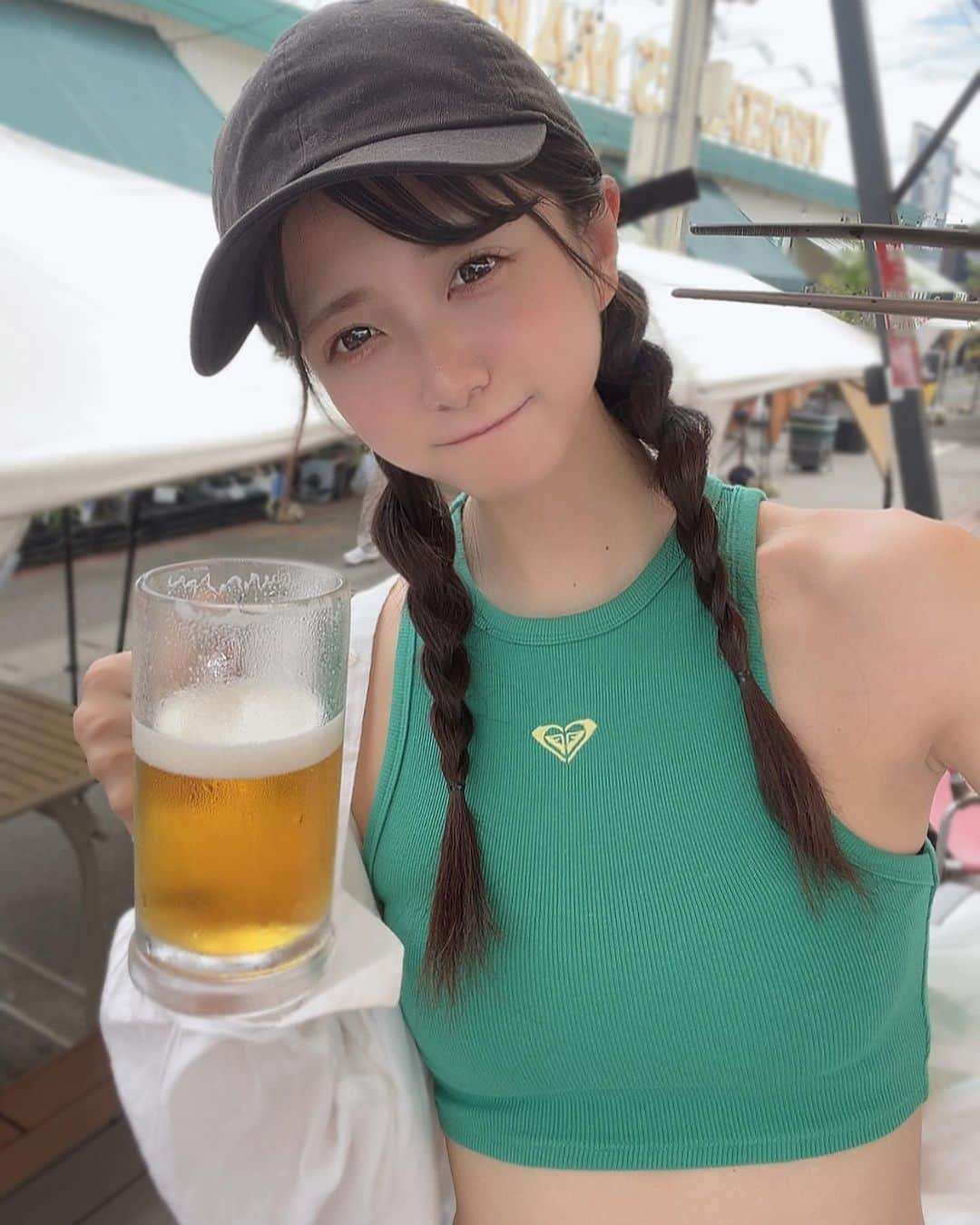 島袋香菜さんのインスタグラム写真 - (島袋香菜Instagram)「家族で新潟旅行🫶🏻 たのしかった〜⸜❤︎⸝‍」9月13日 21時10分 - _kanaloco_