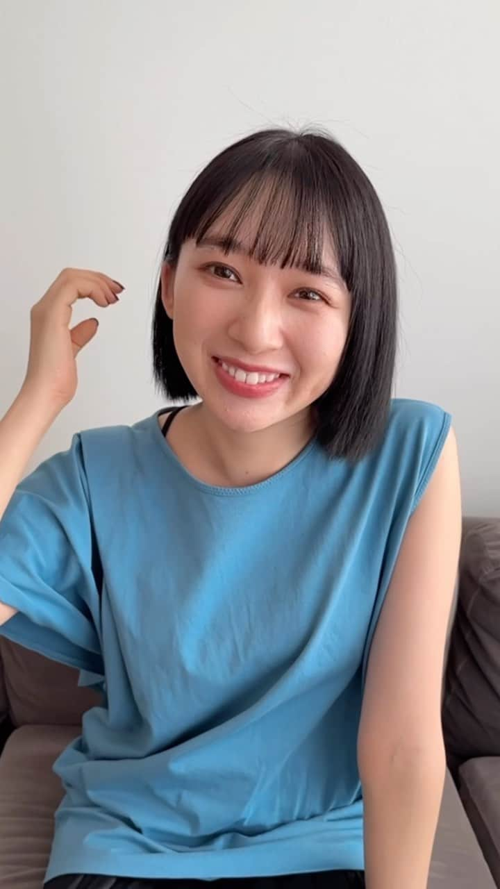 佐藤詩織のインスタグラム：「黒髪にしてきました〜😊　似合ってますか…👀 スマイルが一番☺️」