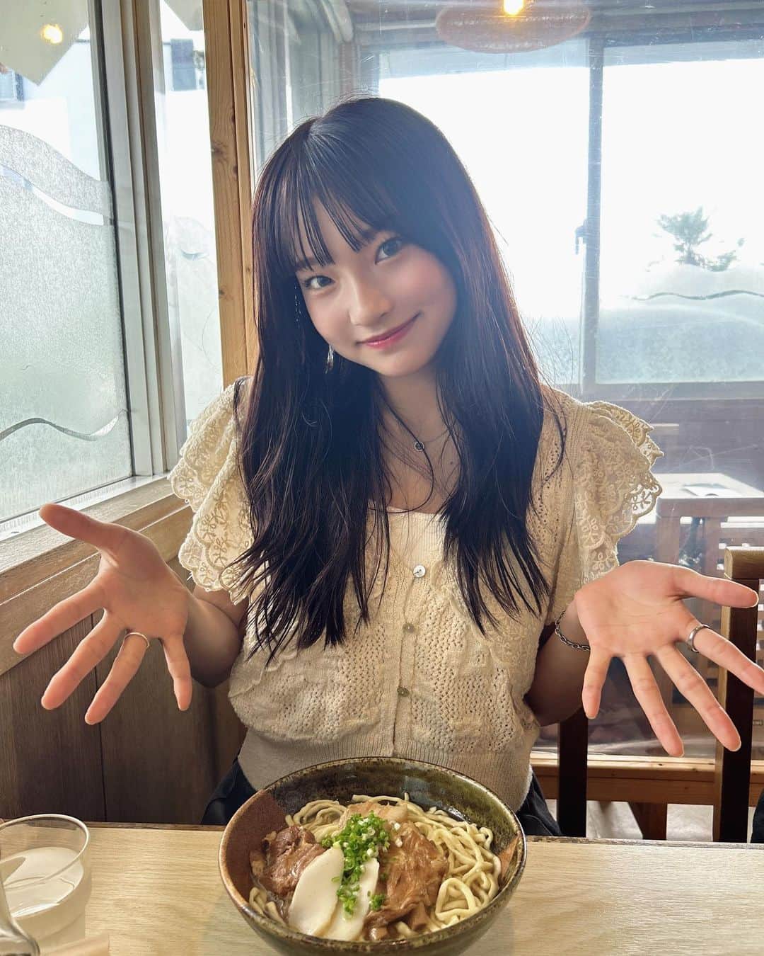 里仲菜月さんのインスタグラム写真 - (里仲菜月Instagram)「沖縄そば好きすぎて毎日食べたい🤤」9月13日 21時23分 - natsuki_satonaka