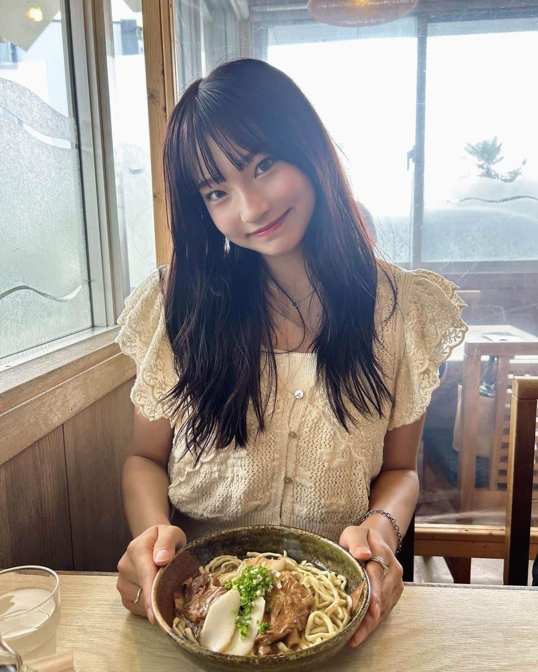 里仲菜月さんのインスタグラム写真 - (里仲菜月Instagram)「沖縄そば好きすぎて毎日食べたい🤤」9月13日 21時23分 - natsuki_satonaka