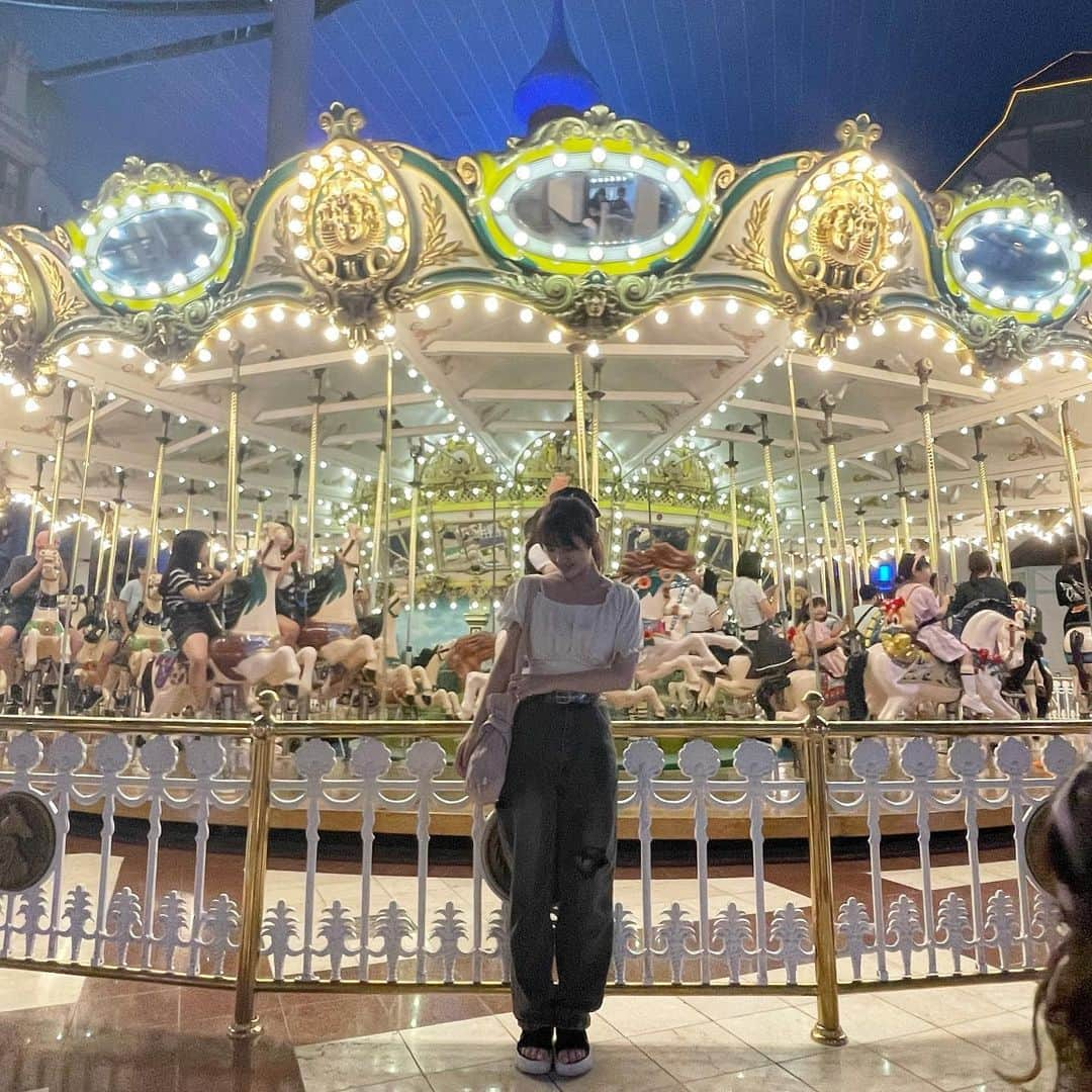 鵜川もえかのインスタグラム：「♡ 韓ドラでよく見るところ🫧 ロッテワールド！！今度は一日行きたい☺️」