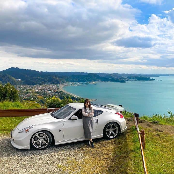 Nissanさんのインスタグラム写真 - (NissanInstagram)「A picture says more than a thousand words, right? 🤩   📸: @shinya.z34  Use the hashtag #MyNissanMemory to share your favorite pics with your car, your branded T-shirt, or any Nissan moment! You could be featured in our official 90th anniversary video!  #Nissan #NissanZ #Nissan90th #Anniversary #CarLover #Cars #CarsOfInstagram」9月13日 22時30分 - nissan