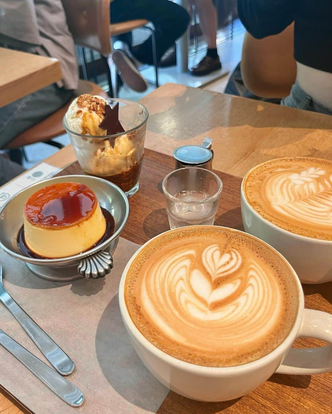 平塚日菜さんのインスタグラム写真 - (平塚日菜Instagram)「.  .  .  カフェに行って沢山話して楽しかった日〜☕⸜❤︎⸝  #whiteglasscoffee」9月13日 22時38分 - hiratsukahina