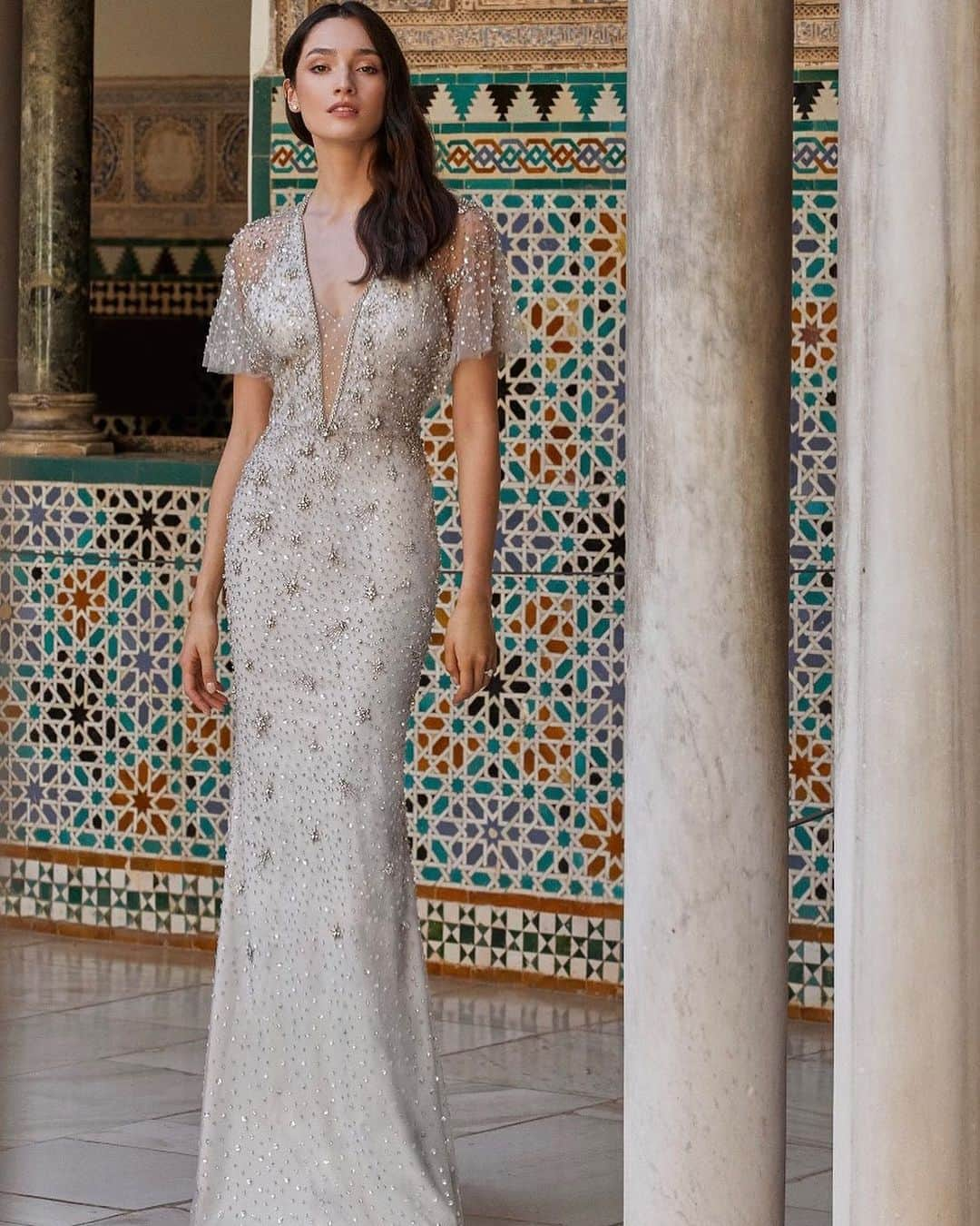 ジェニーパッカムさんのインスタグラム写真 - (ジェニーパッカムInstagram)「Sofie from the new 2024 White Edit wedding collection.  Jewellery: Jenny Packham x Helzberg  Book your appointment now: bride@jennypackham.com or call 0207 493 6295  #jennypackham #bride #brides #bridetobe #brideandgroom #bridedress #wedding #weddingdress #weddingday #weddinginspiration #weddingwear #weddinginspo #runway #style #newyork #la #hollywood #milan #paris #london」9月13日 23時03分 - jennypackham