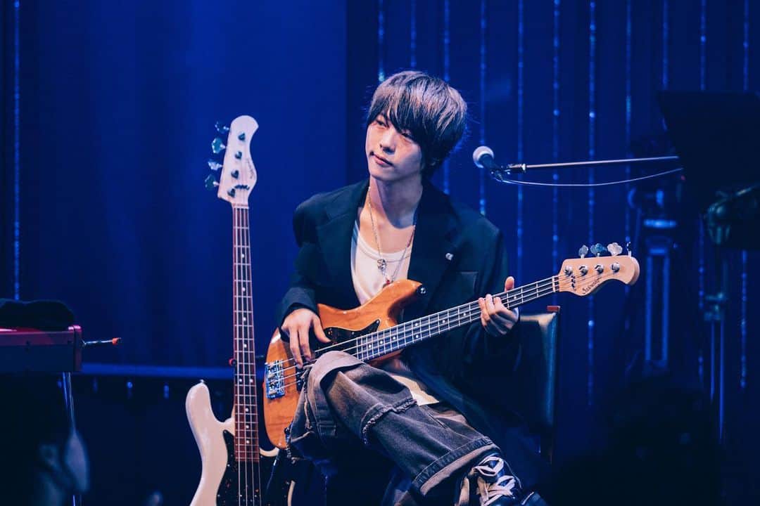 圭吾のインスタグラム：「結成10周年の日にメンバーもファンもみんなで集まれて最高やったな🤘 いつもみんなありがとうな！！！」
